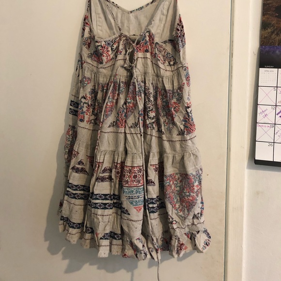 Dress - Picture 2 of 3